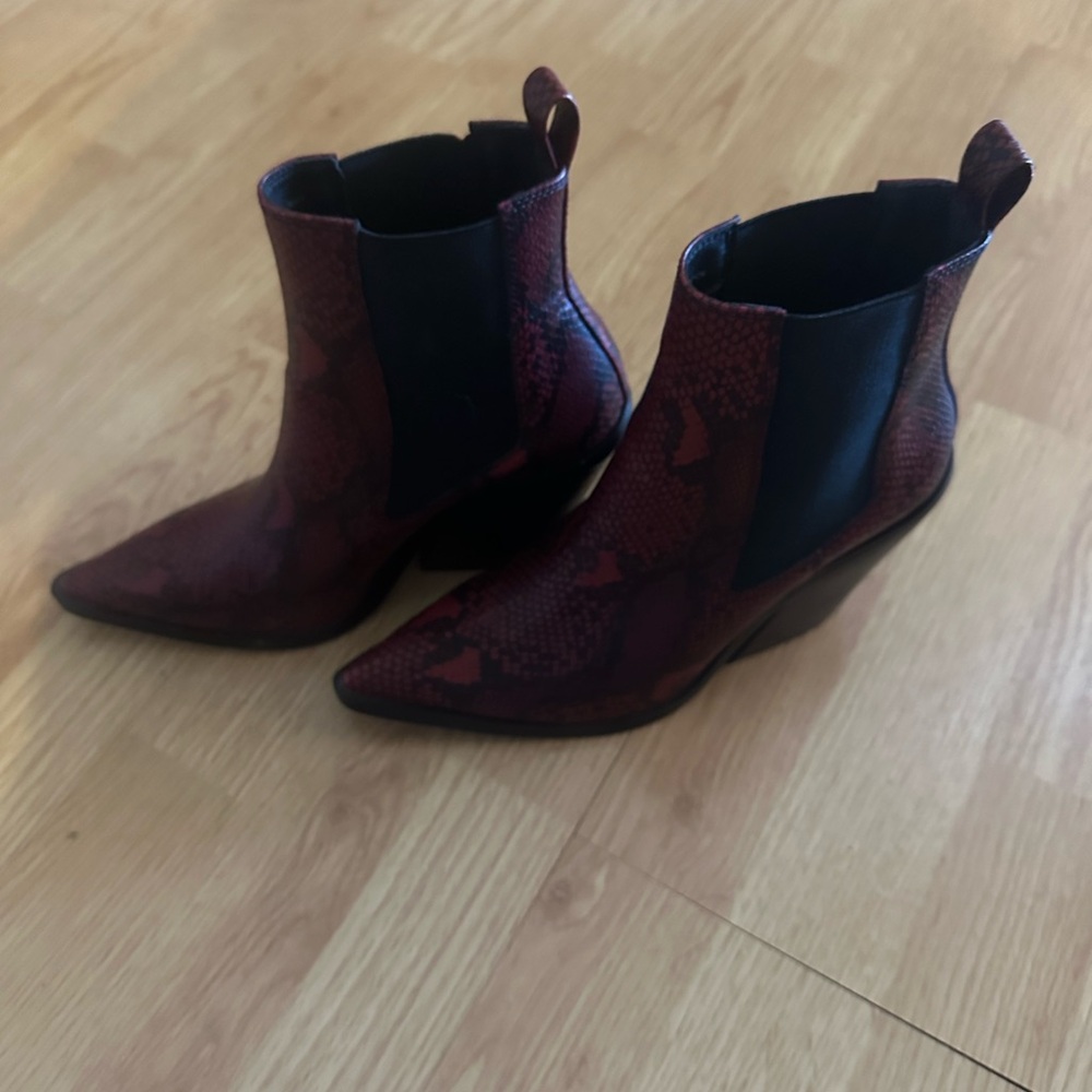 Steve Madden Snake Skin Boots